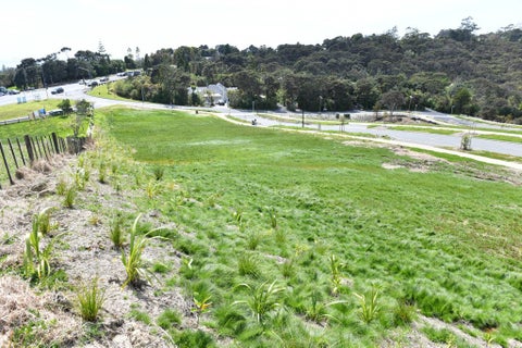 1 Awanui Road, Red Beach, Red Beach
