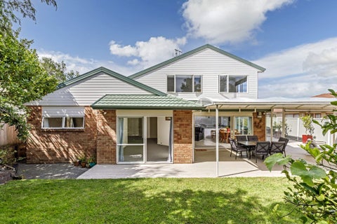 26 Bundoran Way, Pinehill, Auckland