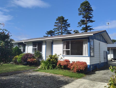 59 Chilcott Road, Henderson, Auckland