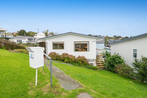 4 Fidelis Avenue, Snells Beach, Snells Beach