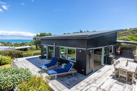 28D Beatty Parade, Surfdale, Waiheke Island