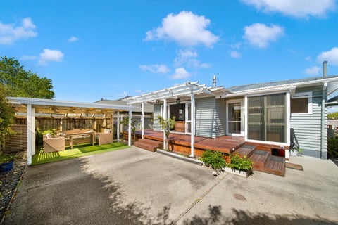 52 East Street, Greytown