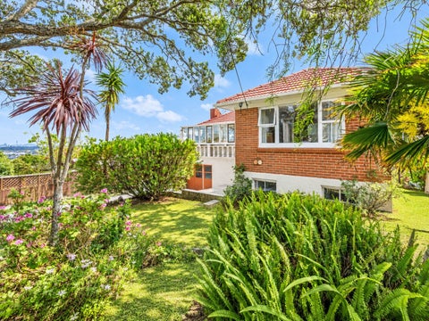 54 Lyttelton Avenue, Forrest Hill, Auckland