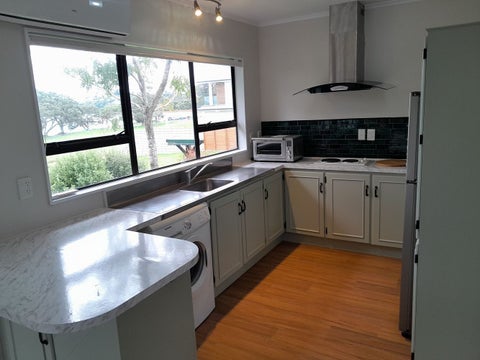 1 Moana Terrace, Snells Beach, Snells Beach