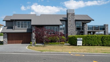 29 Shepherd Road, Waipahihi, Taupo