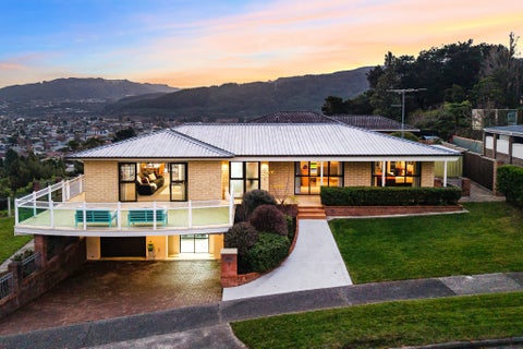 7 King Charles Drive, Kingsley Heights, Upper Hutt
