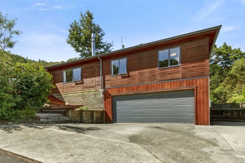 6 Lowry Heights, Stokes Valley, Lower Hutt
