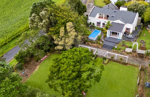 330 Kelly Road, Lepperton, New Plymouth
