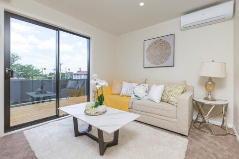 63 Kawiti Avenue, Point England, Auckland