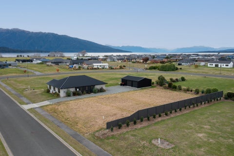 5 Cunaris Way, Te Anau, Te Anau