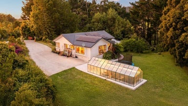 1041A Scenic Drive North, Swanson, Auckland
