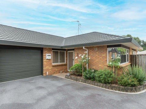 72 Campbell Avenue, Paraparaumu