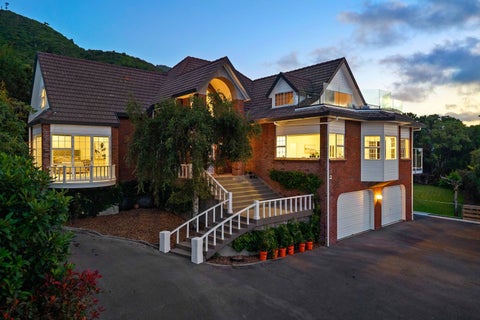 105 Winara Avenue, Waikanae, Waikanae