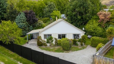 5B Larch Place, Wanaka, Wanaka