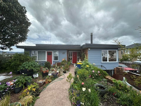 3 Hillary Heights Avenue, Glendene, Auckland