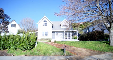 28 Albatross Close, Whitby, Porirua