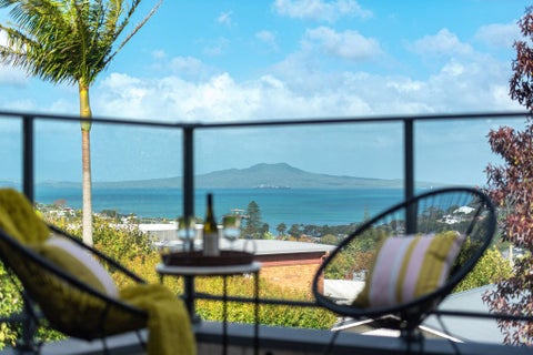 32A Knights Road, Rothesay Bay, Auckland