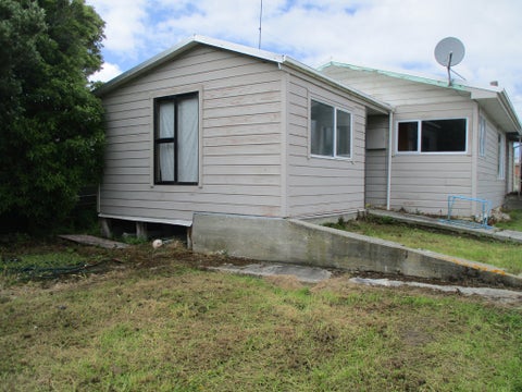 29 Ryley Street, Owaka