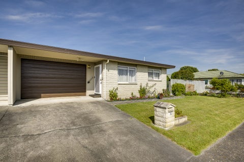 1/2 SPRIGGS CRES, GREENMEADOWS, NAPIER