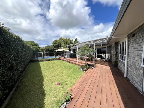 4 Hanly Close, West Harbour, Auckland