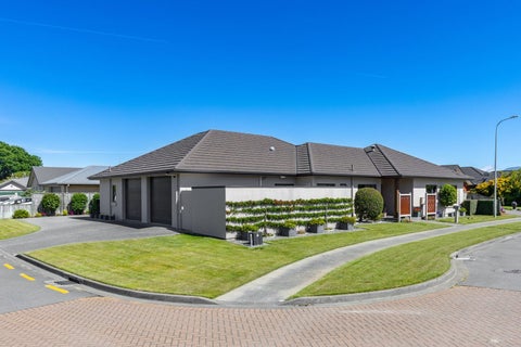 17 Magnolia Drive, Springlands, Blenheim