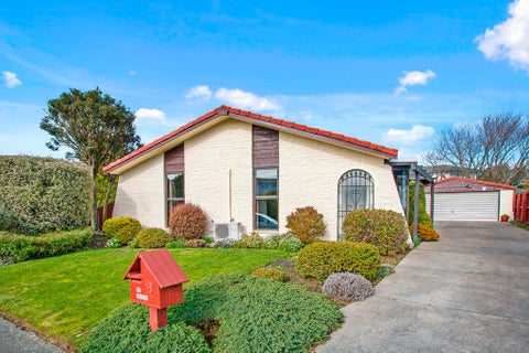 8 Geraldo Place, Russley, Christchurch