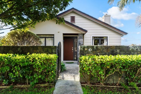 34A Rutherford Terrace, Meadowbank, Auckland