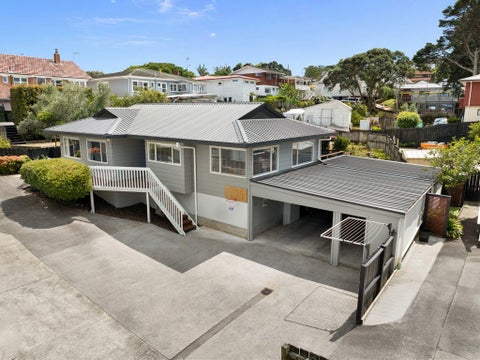 2/30 Howe Street, Howick, Auckland