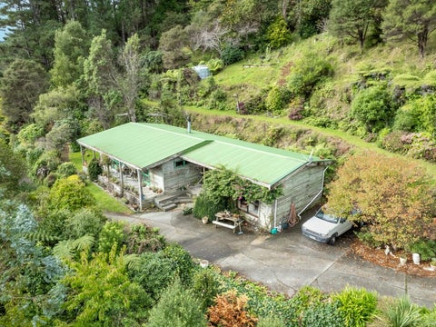 298 Moores Valley Road, Wainuiomata, Lower Hutt