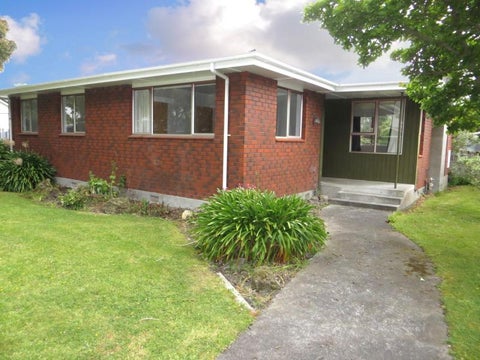 42 Apollo Parade, Milson, Palmerston North