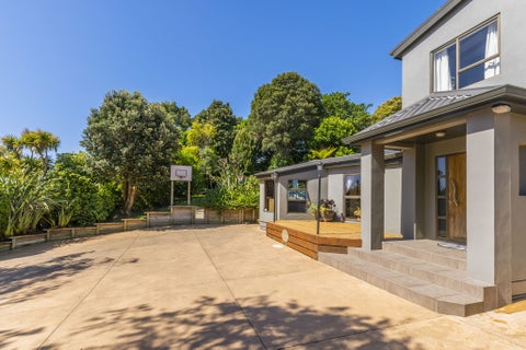 208 Matai Road, Raumati Beach, Paraparaumu