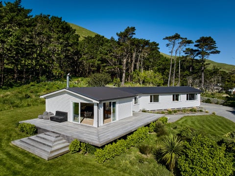 302 Boom Rock Road, Ohariu, Wellington