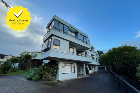 1/64 Island Bay Road, Beach Haven, Auckland
