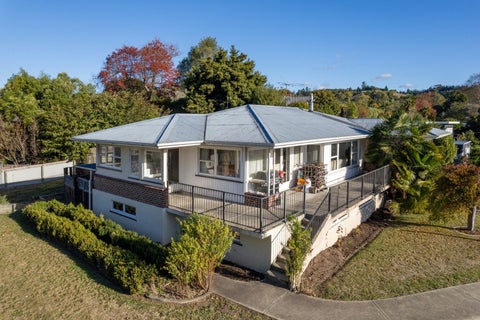 56 Arrow Street, Wakefield