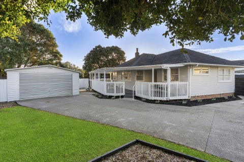 2/23 Mickle Street, Te Atatu South, Auckland