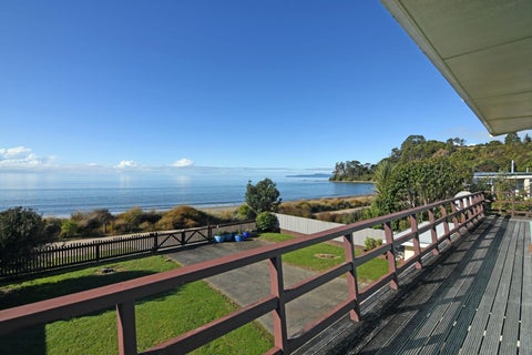 14 Parapara Esplanade, Takaka