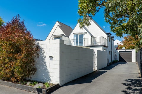 1/122 Office Road, Merivale, Christchurch