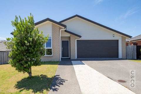 7 Orchard Terrace, Riverhead, Riverhead