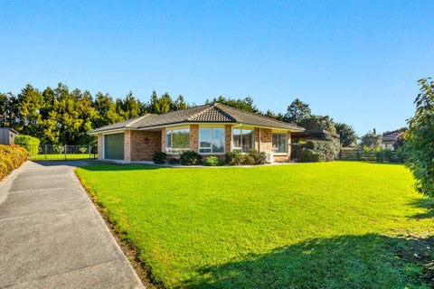 7 Omana Avenue, Helensville