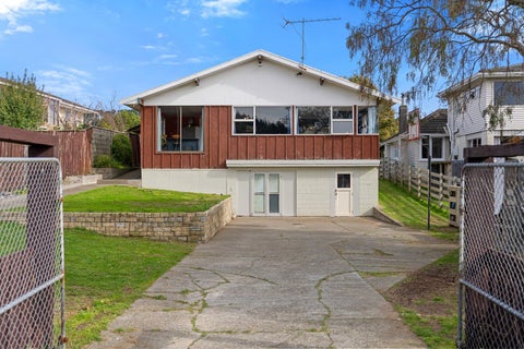 19 Riwai Street, Paraparaumu