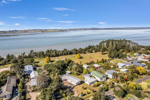 33 James McLeod Road, Shelly Beach, South Head