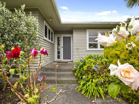 83 Thomas Street, Stokes Valley, Lower Hutt
