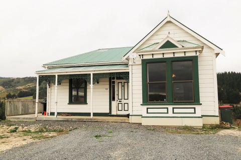 33 Castle Street, Waihola