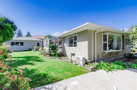 8A Fleetwood Grove, Waikanae, Waikanae