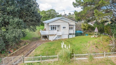 233 Hokio Sand Road, Hokio Beach, Levin