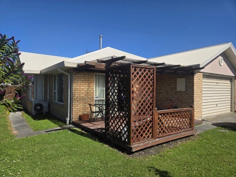 17A Thistledown Place, Woolston, Christchurch