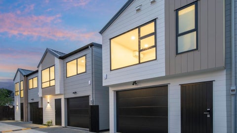 21 Smythe Road, Henderson, Auckland