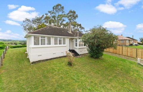 64 Te Puea Avenue, Meremere