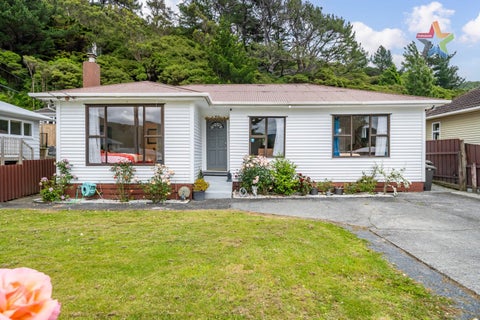 131 Wainuiomata Road, Wainuiomata, Lower Hutt