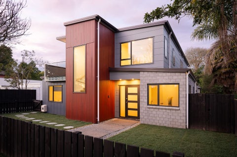 1082 River Road, Queenwood, Hamilton